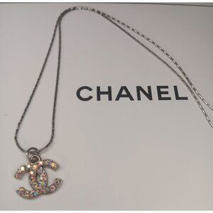SPARKLY ZIPPER PULL PENDANT NON-BRANDED SILVER CHAIN